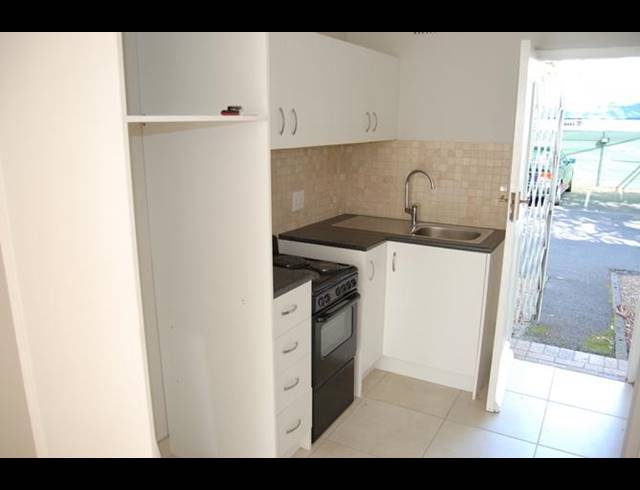 0 BEDROOM APARTMENT FOR SALE IN KENILWORTH UPPER
